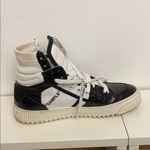 Off white high top sneaker